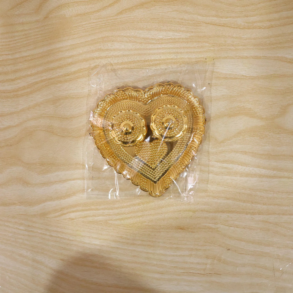 Heart Shaped Kankavati Kumkum Holder For Puja And Tilak Rituals (1 Pc)