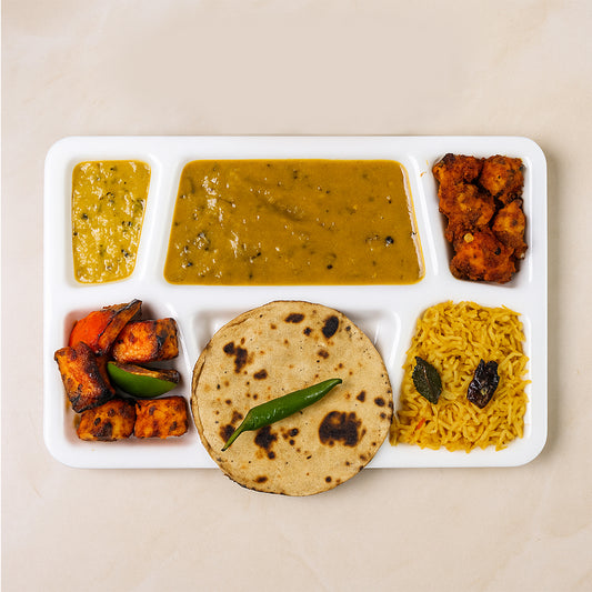 Plastic Multi-compartment Meal Serving Tray 3-section Rectangular Dining Plate (1 Pc Black)