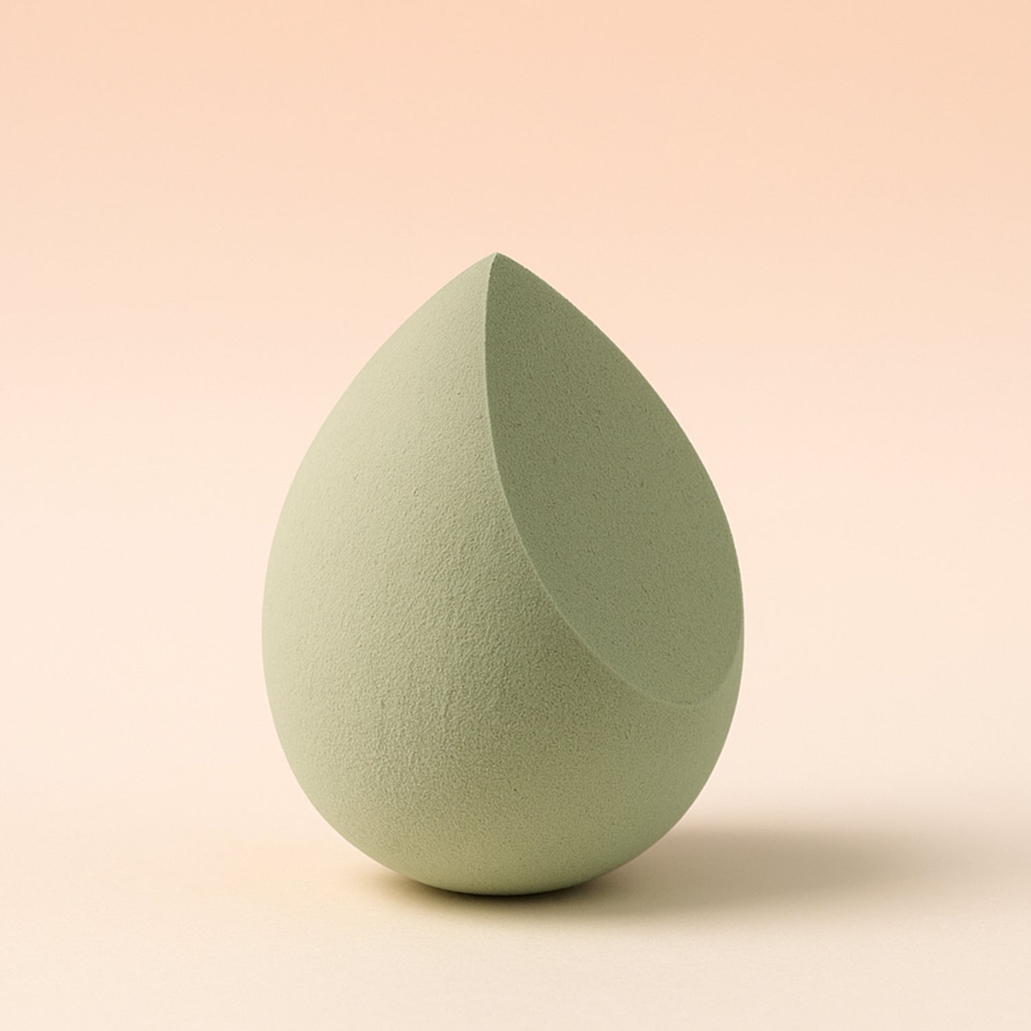 Makeup Sponge For Blending Liquid Foundations Powders And Creams (Multicolor  1 Pc)