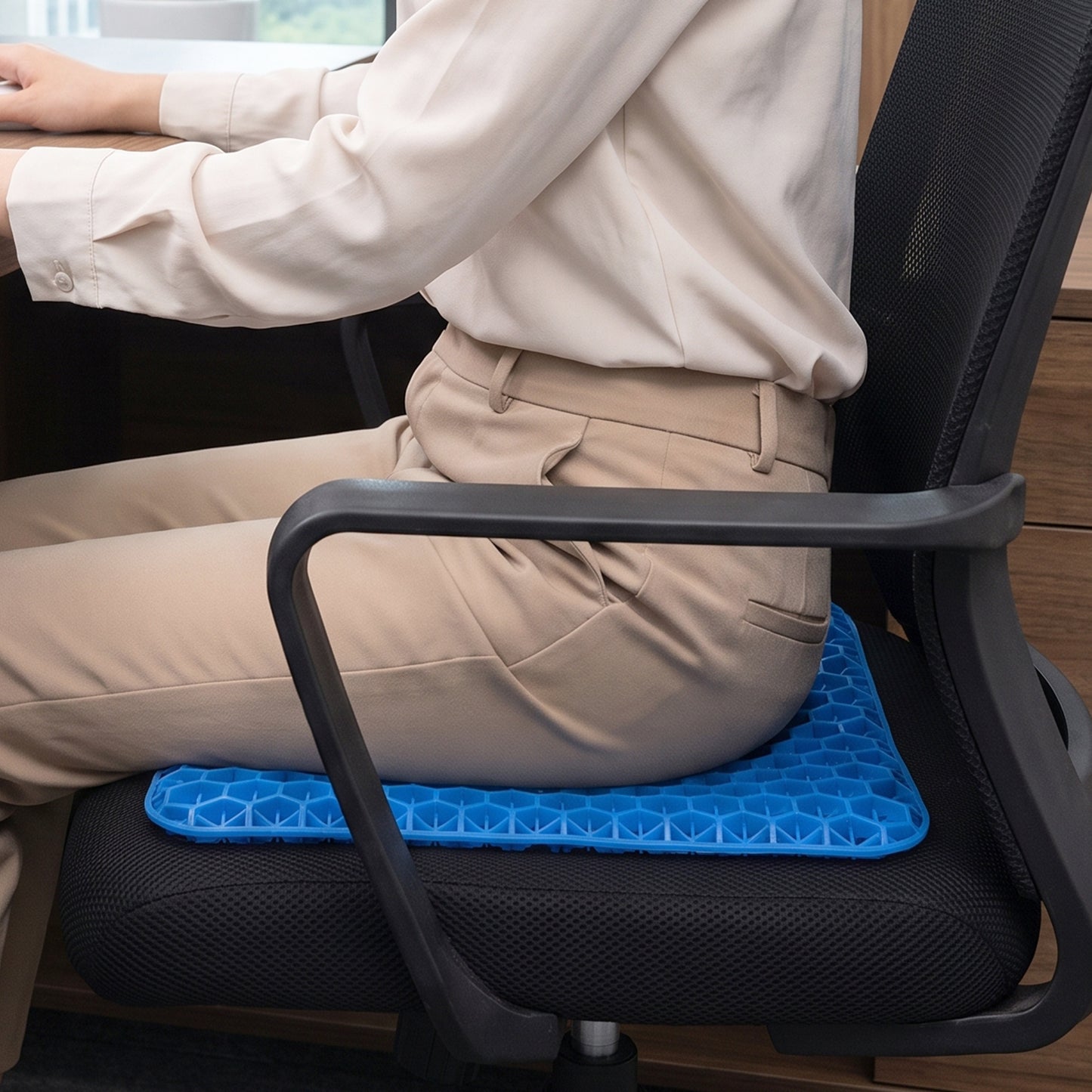Honeycomb Gel Egg Sitter Cushion For Office Chair Car Seat And Home Use (1 Pc)