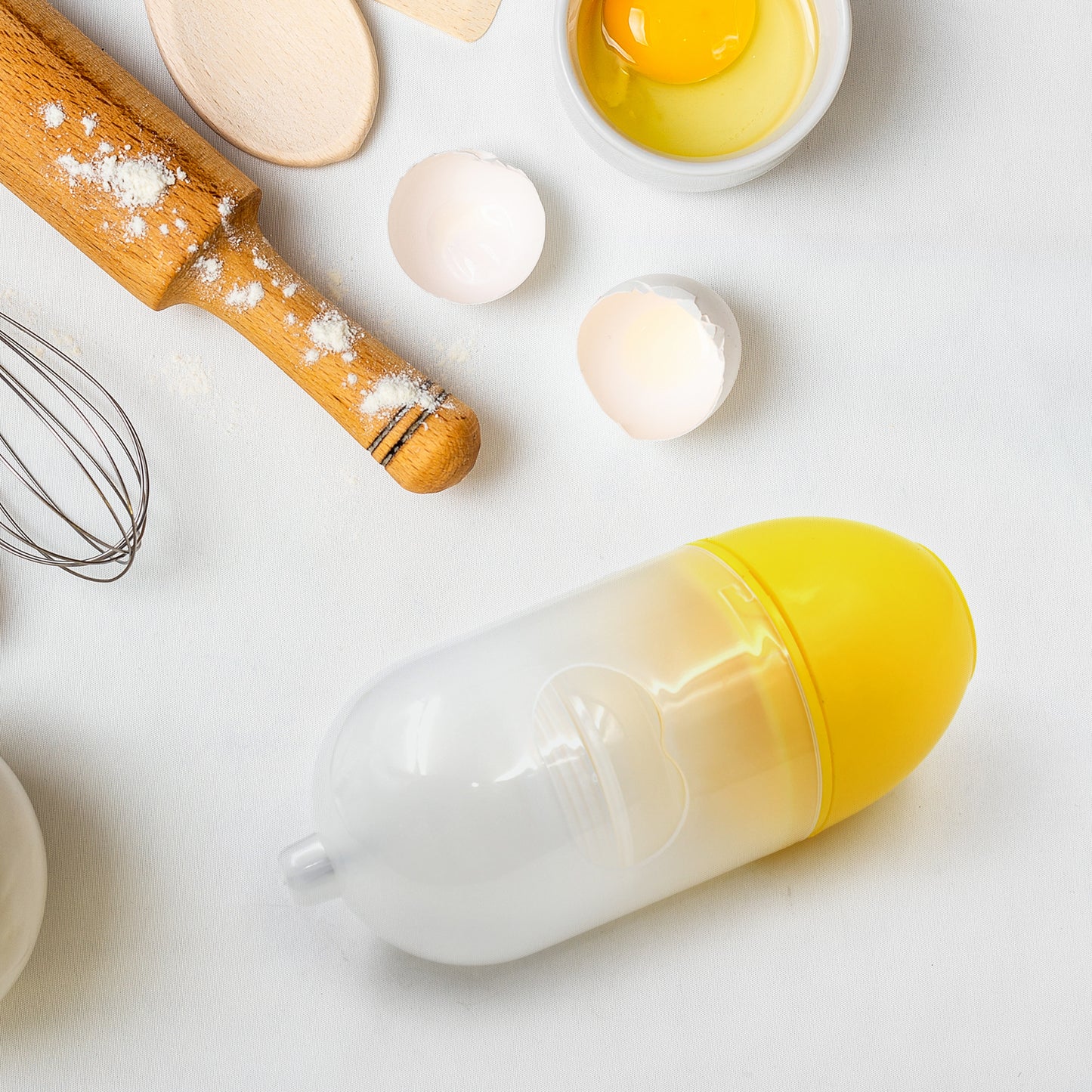 7156a Manual Egg Puller Scrambler Household White Egg Yolk Mixer Kitchen Tool Mix Manual Scrambler Convenient Without Breaking Eggs.
