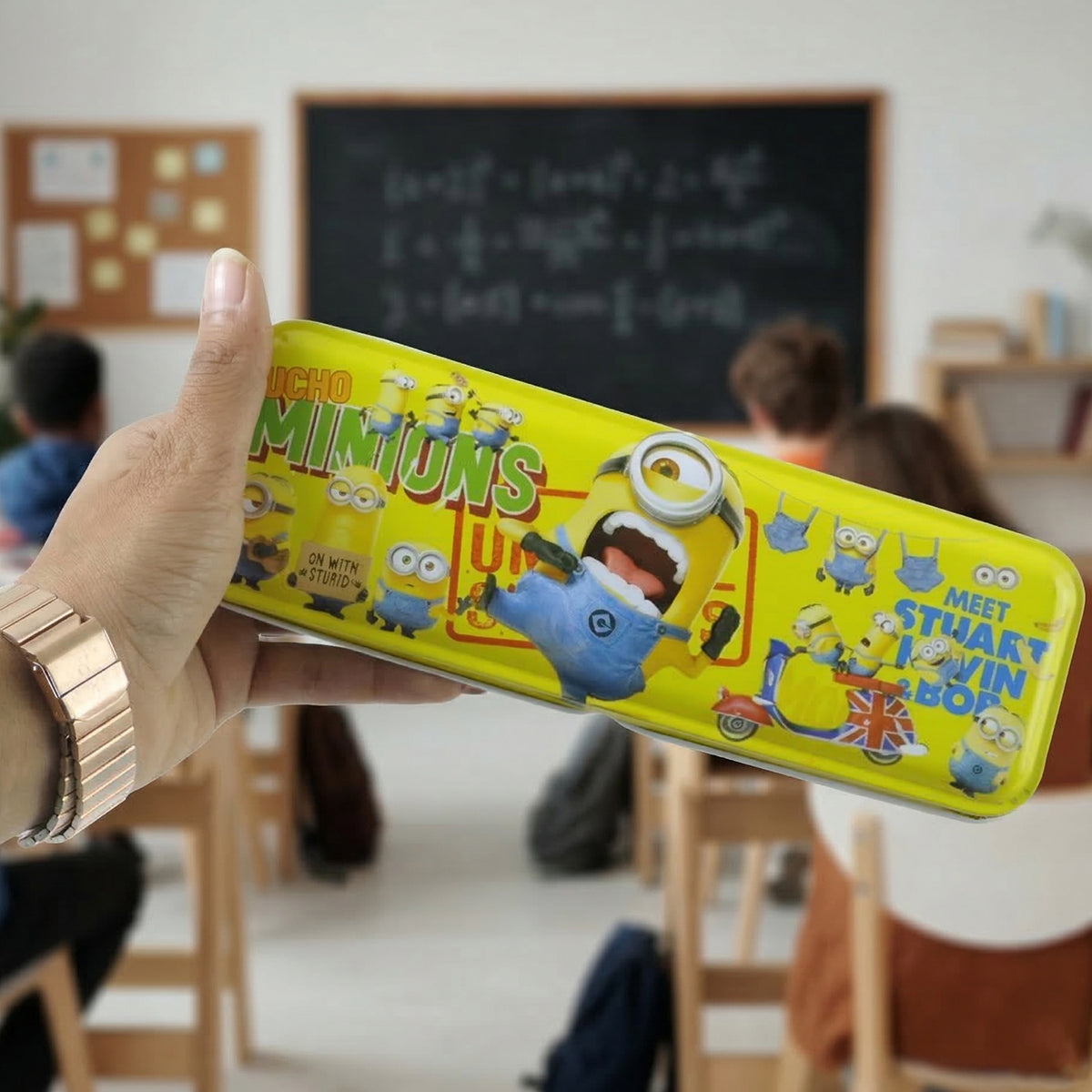 Cartoon -themed Metal Pencil Box With Cute Design (1 Pc Mix Design)