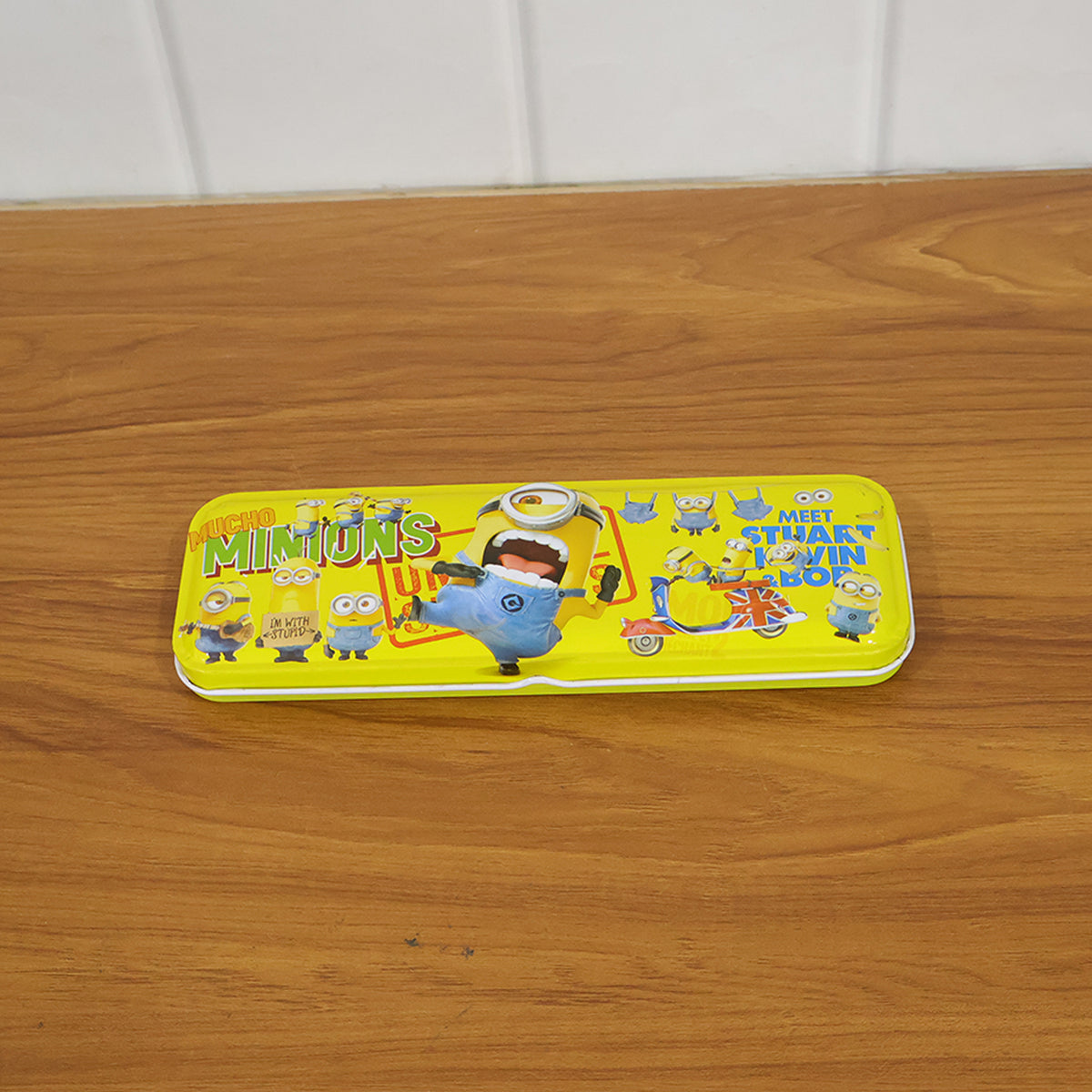 Cartoon -themed Metal Pencil Box With Cute Design (1 Pc Mix Design)