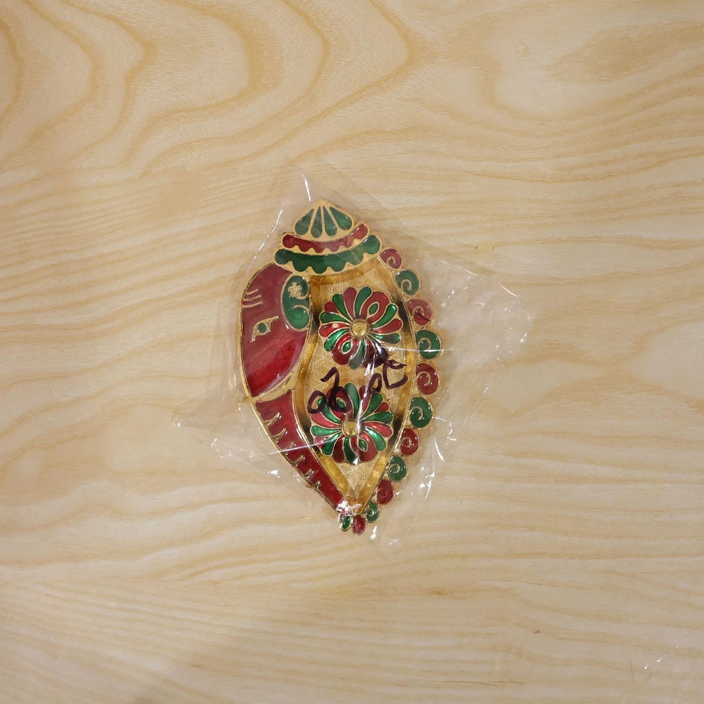 Leaf Shaped Kankavati Kumkum Holder For Puja And Tilak Rituals (1 Pc)